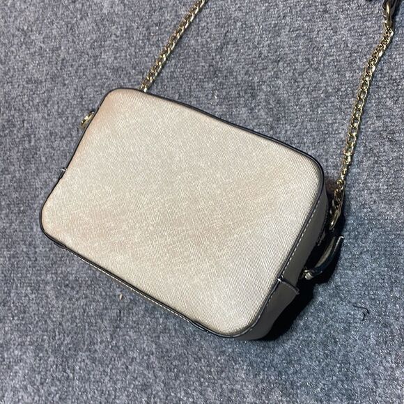 Small Purse   - Picture 2 of 6